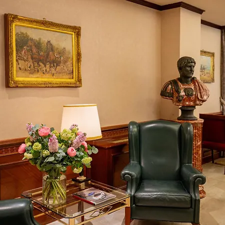 Internazionale Hotel 4*