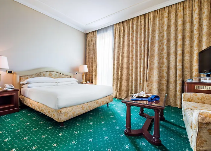 Internazionale Hotel 4*